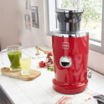 Sulčiaspaudė NOVIS Vita Juicer SX-3 VDE, raudona